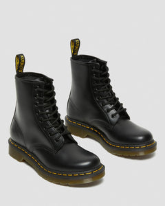 Doc Marten 1460 Smooth Leather Lace Up Boots