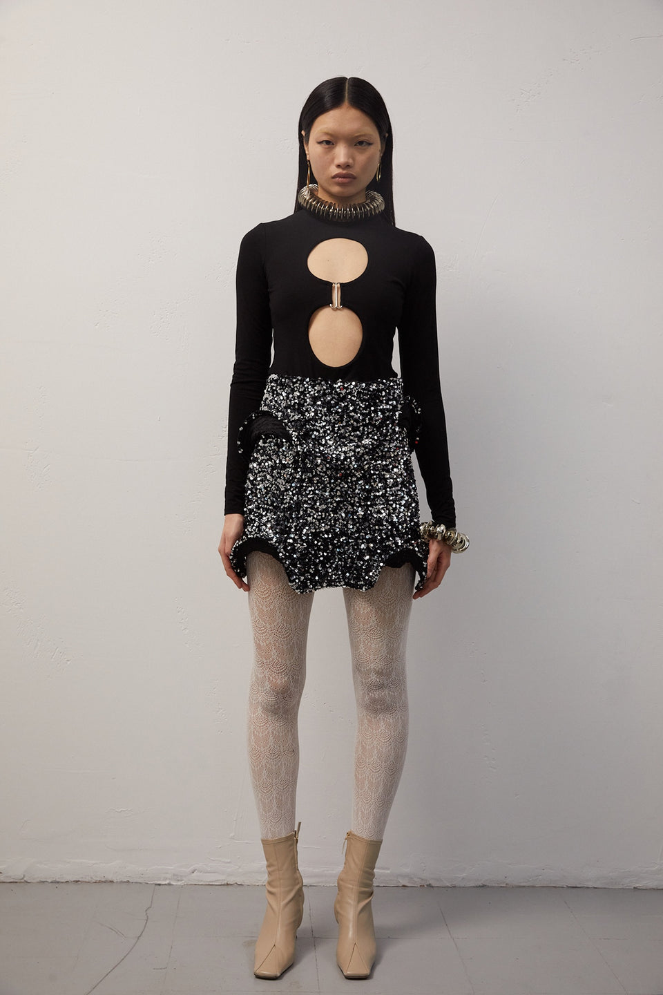 SID NEIGUM DOUBLE CIRCLE CUTOUT TOP