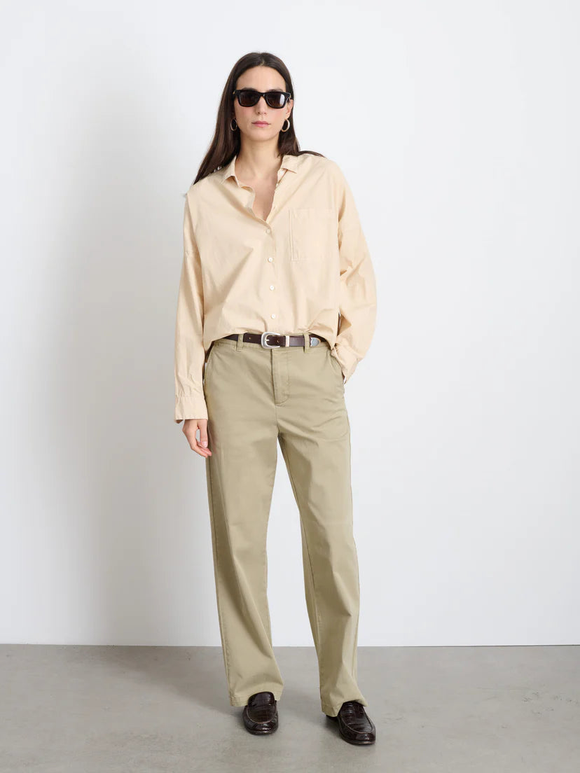 Alex Mill Jo Shirt Almond milk in Poplin