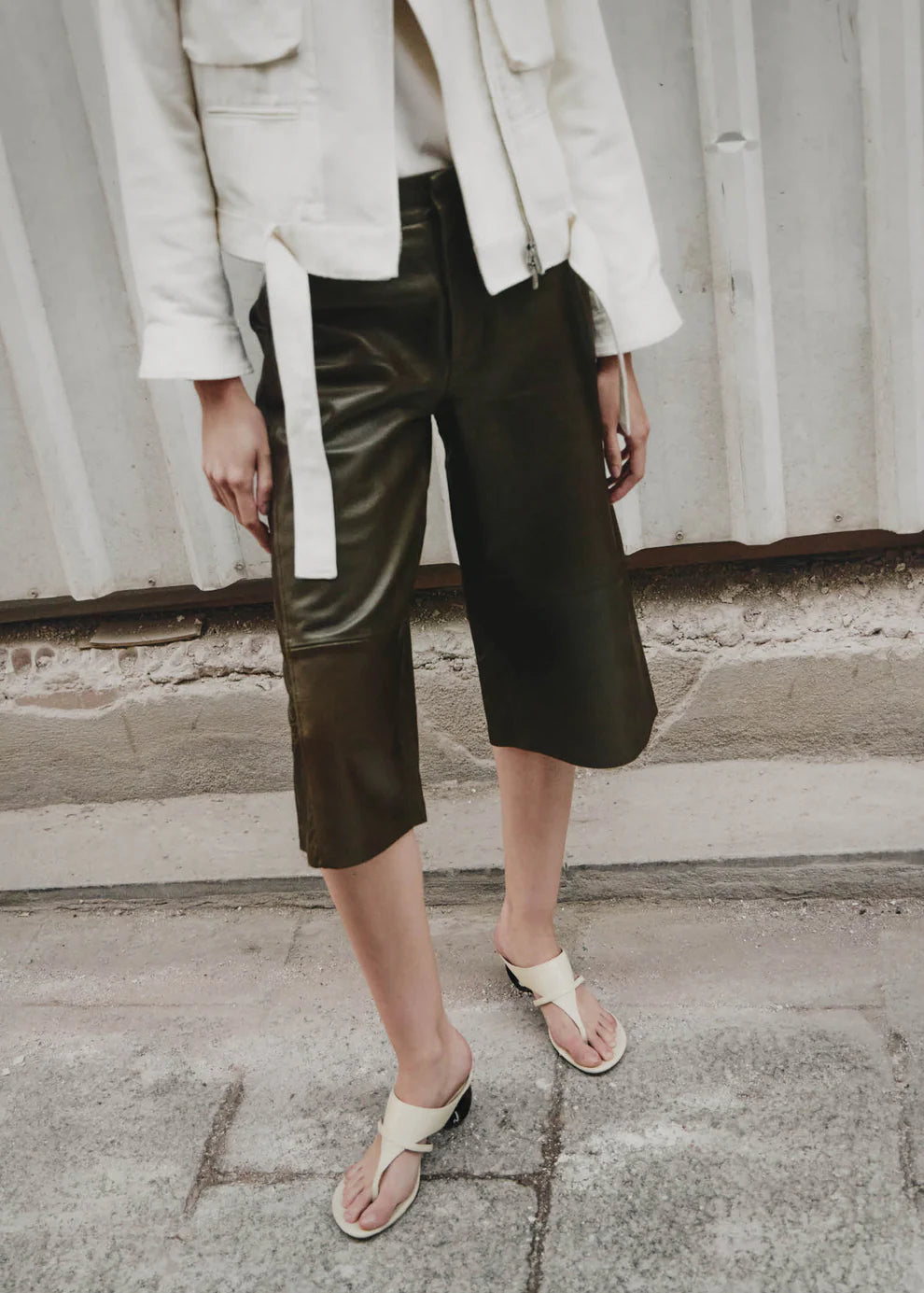 ALOHAS DYSTARIA ONIX WHITE LEATHER SANDALS